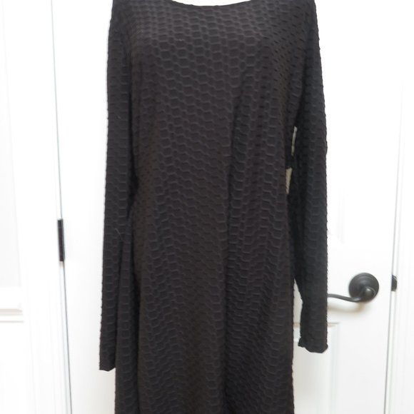 Layla Honeycomb Romper - Black - Picture 2 of 5